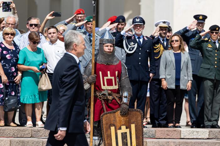 Lietuvos ginkluotųjų pajėgų vėliavų, būrių ir vadų rikiuotė